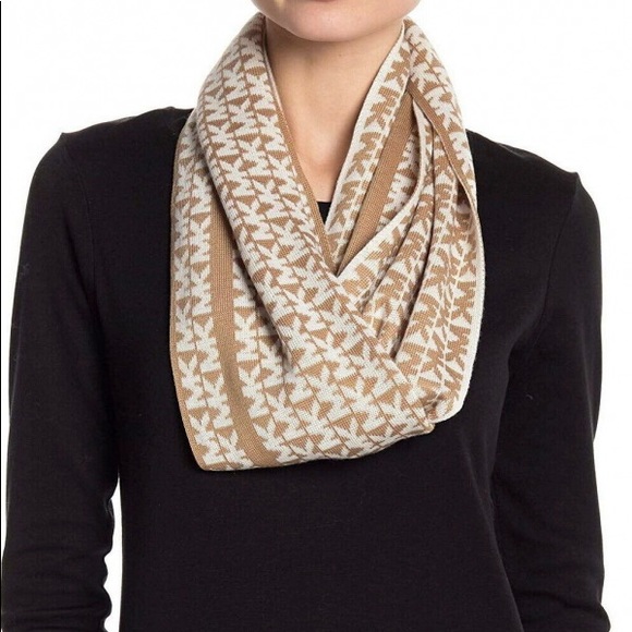 MICHAEL KORS Creme Camel Logo Sign Circle Scarf